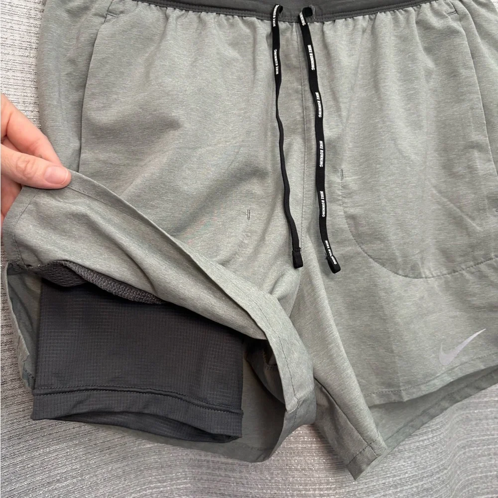 Nike | Gray Spandex Lined Running Athletic Shorts | S
